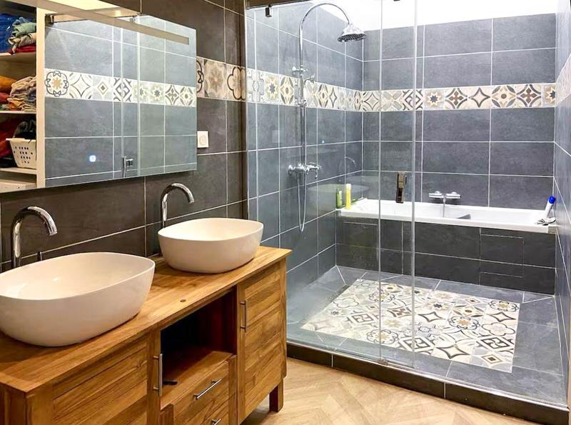 Appartement haussmannien - 119 m² - 4 pièces