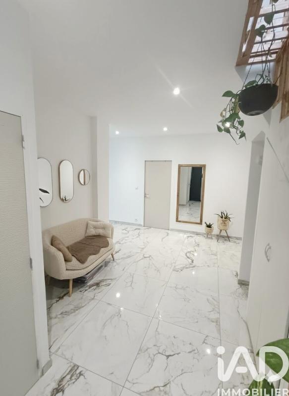 Maison - 151 m² - 6 pièces