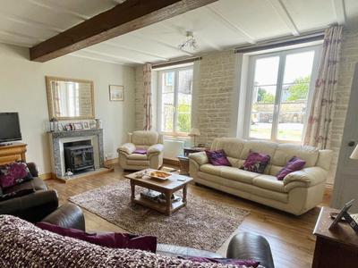 Propriété - 136 m² - 4 pièces