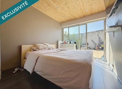 Maison - 95 m² - 5 pièces