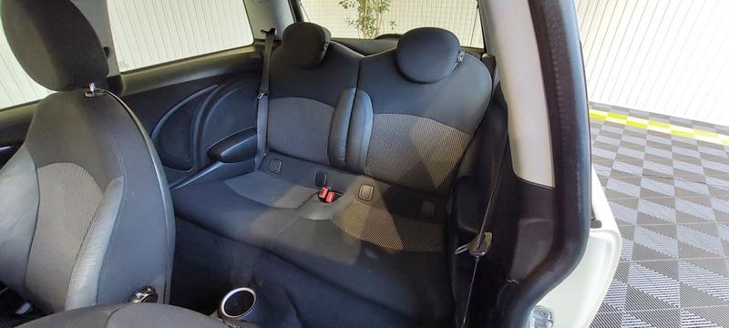 Mini Hatch R56 1.6 d - 110 Cooper