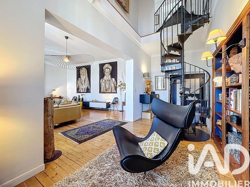 Appartement - 272 m² - 8 pièces