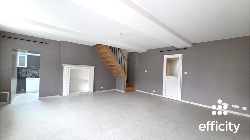 Maison - 96 m² - 5 pièces