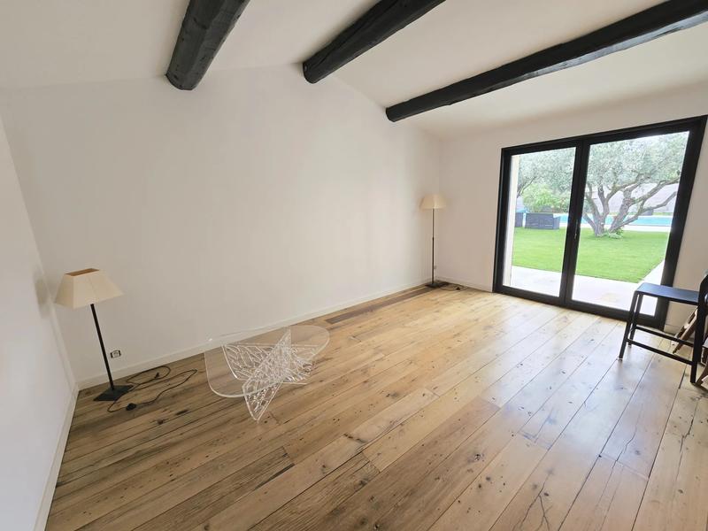 Villa - 280 m² - 8 pièces