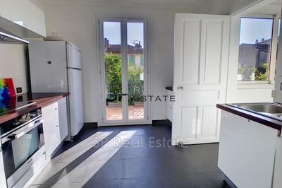 Maison - 178 m² - 6 pièces