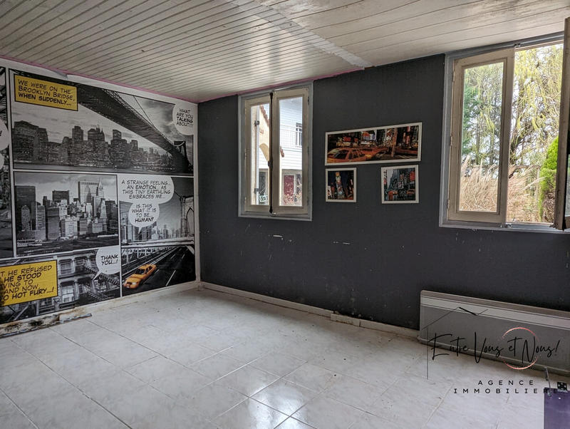 Maison - 180 m² - 5 pièces