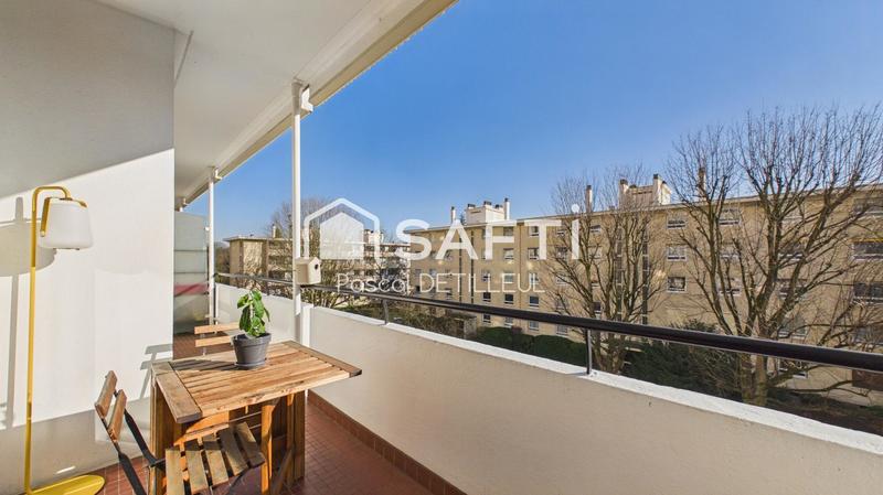 Appartement - 72 m² - 4 pièces