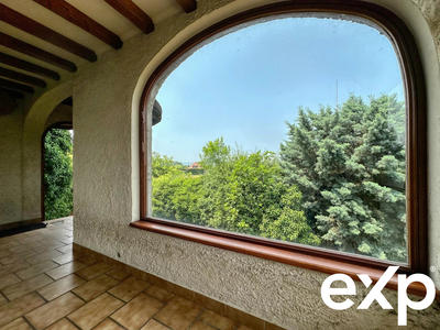 Maison - 203 m² - 7 pièces