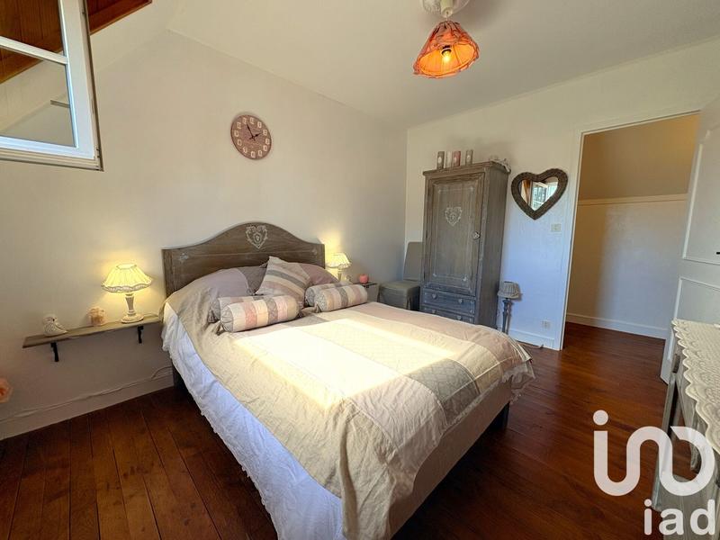 Maison - 252 m² - 10 pièces