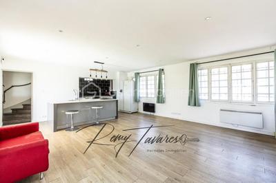 Maison de village - 185 m² - 6 pièces