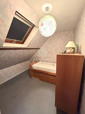 Maison traditionnelle - 141 m² - 8 pièces