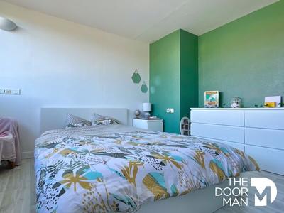 Maison - 210 m² - 10 pièces