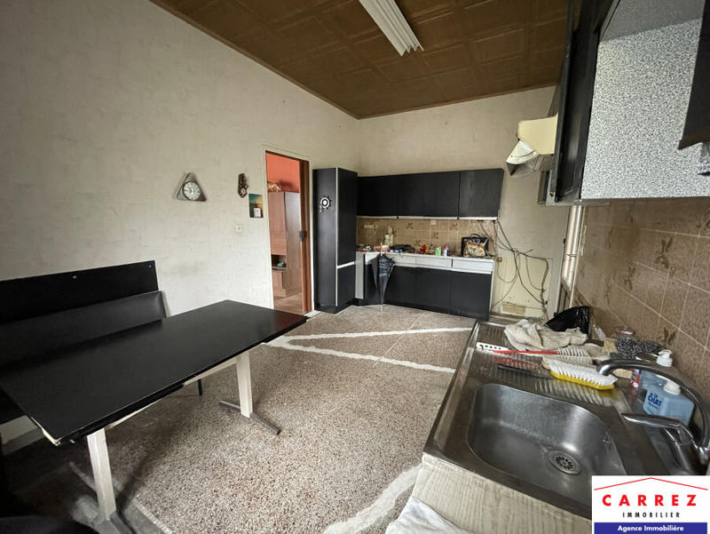 Maison - 184 m² - 11 pièces