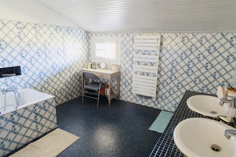 Maison - 297 m² - 9 pièces