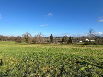 Terrain constructible - 636 m²