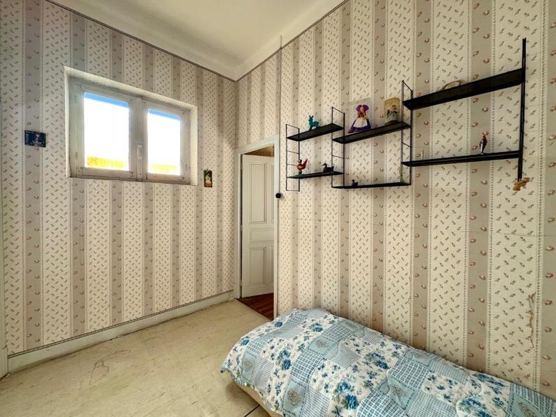 Maison - 148 m² - 6 pièces