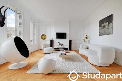 Appartement - 200 m² - 4 pièces