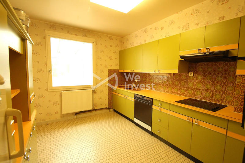 Maison - 275 m² - 6 pièces