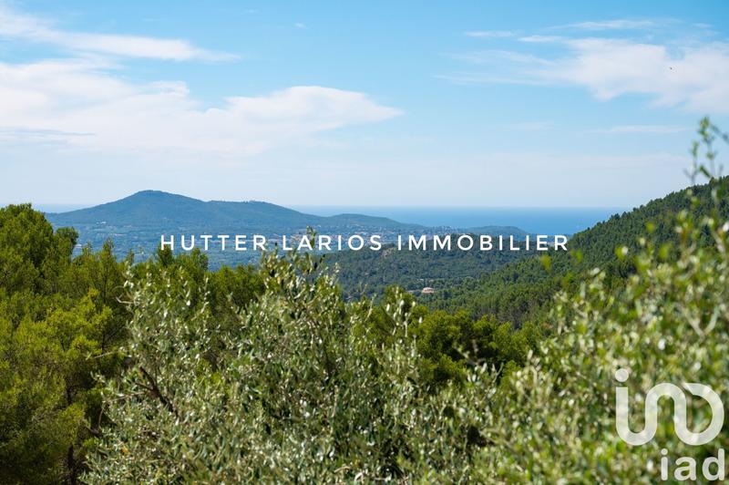 Maison - 231 m² - 8 pièces