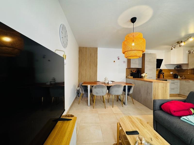 Appartement - 60 m² - 3 pièces