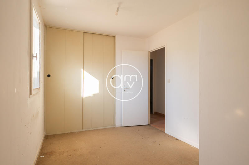 Villa - 80 m² - 4 pièces