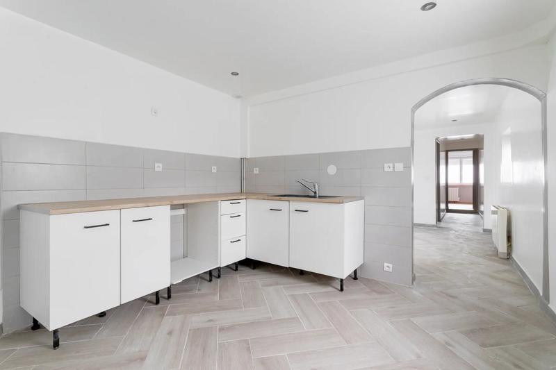 Maison - 110 m² - 7 pièces