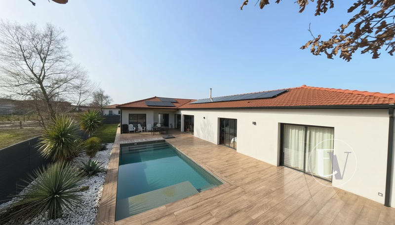 Maison contemporaine - 193 m² - 6 pièces