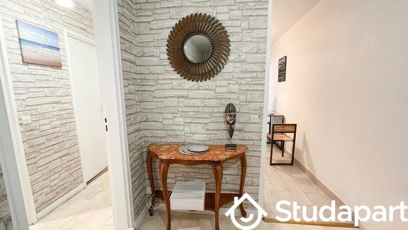 Chambre - 12 m² - 1 pièce