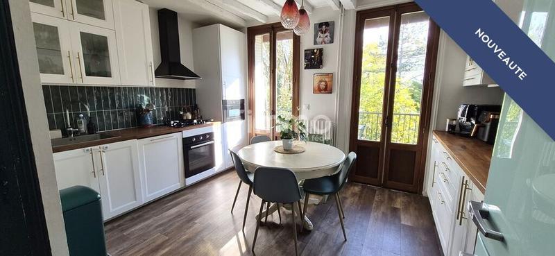 Maison - 85 m² - 5 pièces