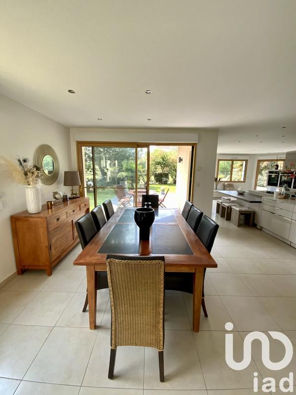 Maison - 162 m² - 6 pièces