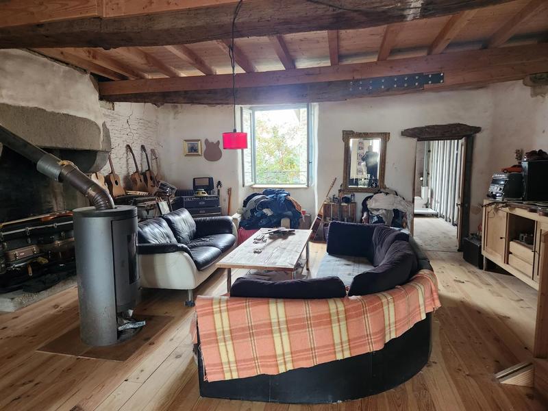 Maison - 205 m² - 6 pièces