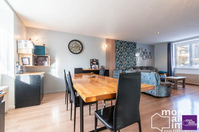 Maison traditionnelle - 163 m² - 6 pièces