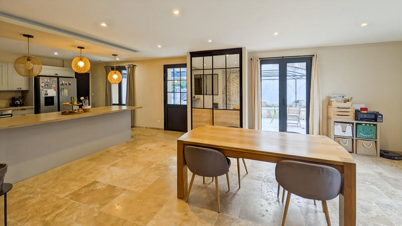 Maison - 105 m² - 5 pièces