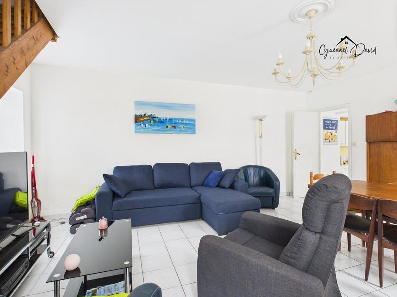 Maison - 90 m² - 5 pièces