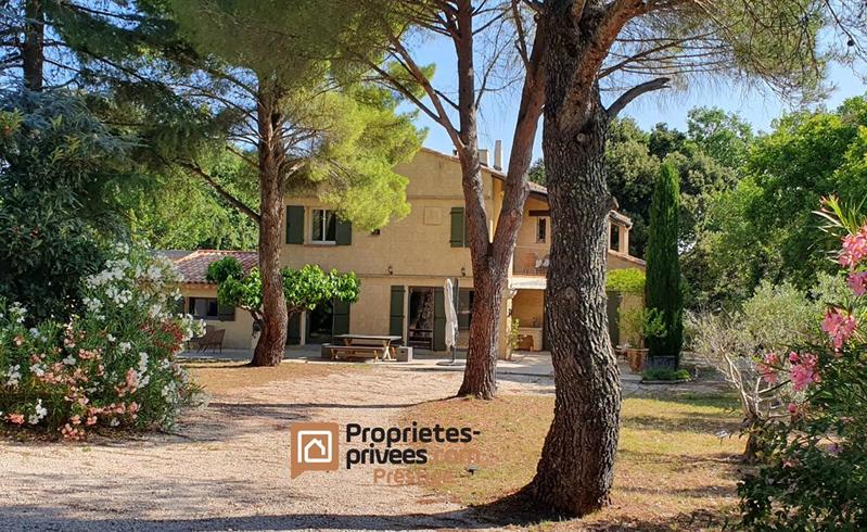 Villa - 260 m² - 7 pièces
