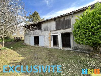 Maison - 137 m² - 5 pièces