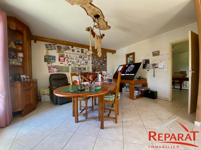 Maison - 143 m² - 6 pièces