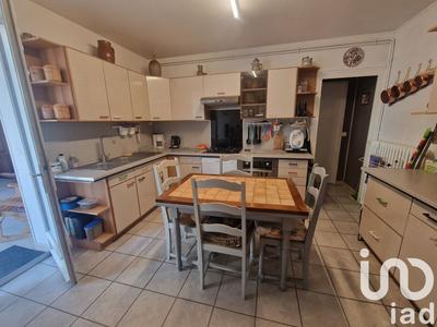 Maison - 141 m² - 7 pièces