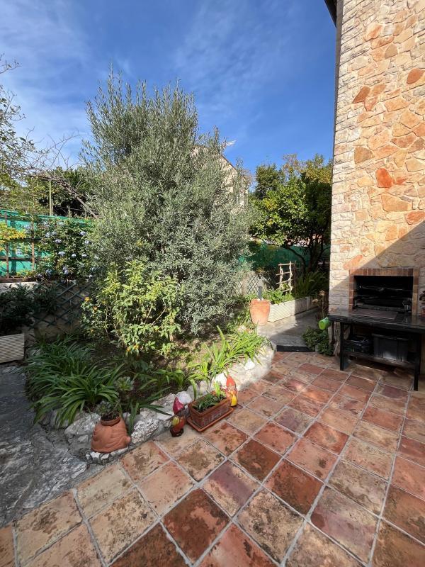 Maison - 157 m² - 4 pièces