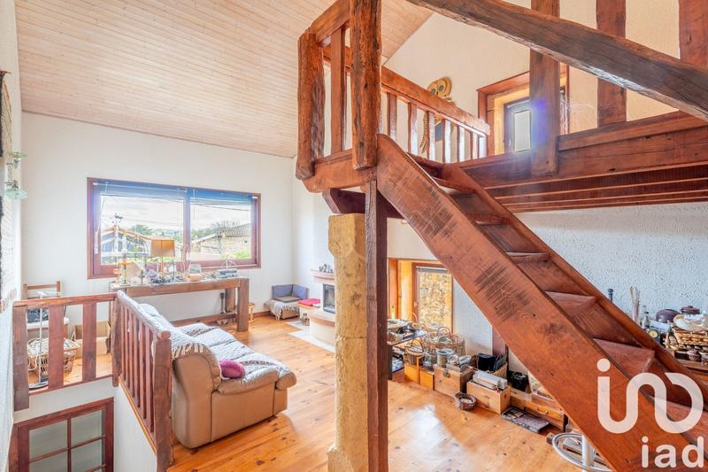 Maison - 265 m² - 9 pièces