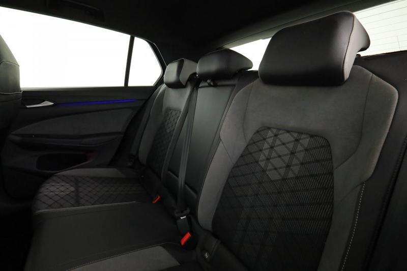 Volkswagen Golf VIII 1.5 eTSI Opf R-Line Dsg7 150 ch