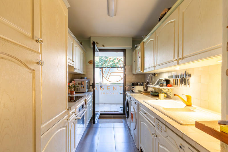 Appartement - 86 m² - 4 pièces