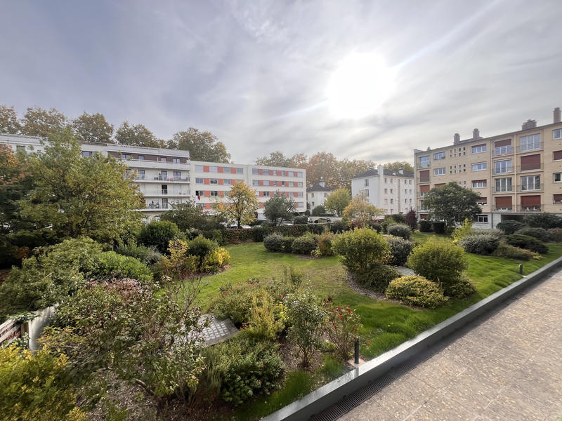 Appartement - 75 m² - 4 pièces