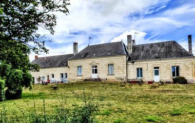 Maison - 228 m² - 8 pièces