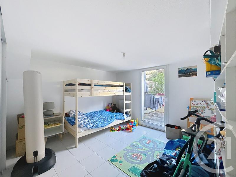 Duplex - 101 m² - 5 pièces