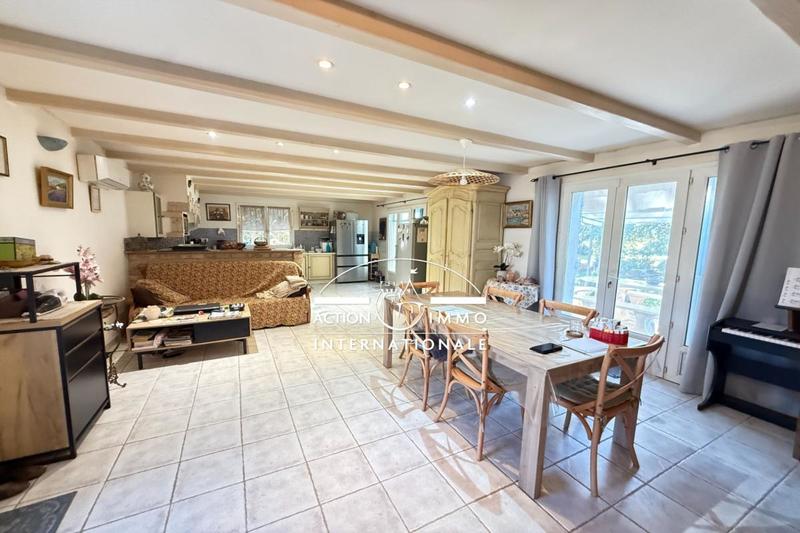 Villa - 140 m² - 4 pièces