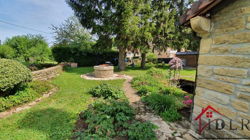 Propriété - 240 m² - 9 pièces