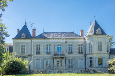 Demeure - 400 m² - 15 pièces