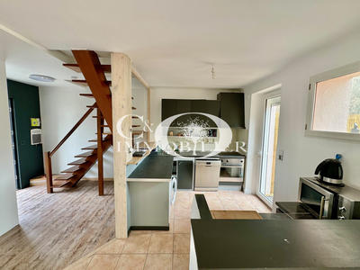 Maison - 95 m² - 5 pièces