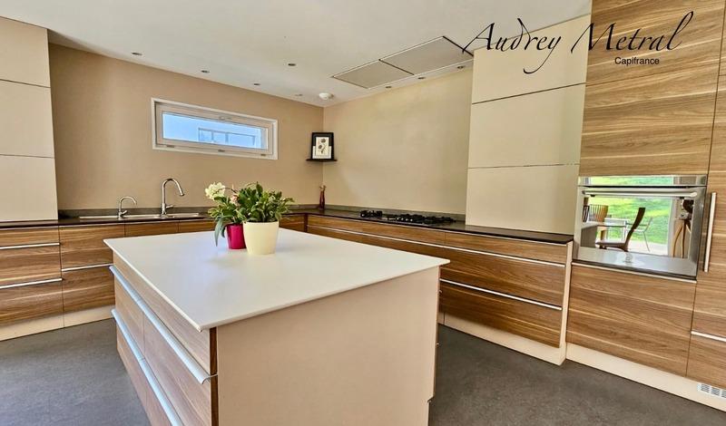 Maison - 156 m² - 4 pièces